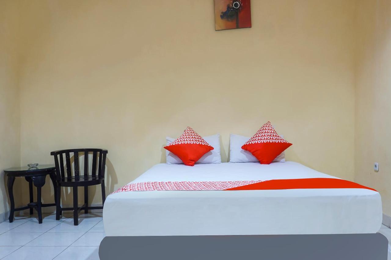 Oyo 90923 Makassar Cottage Balangberu Exteriér fotografie