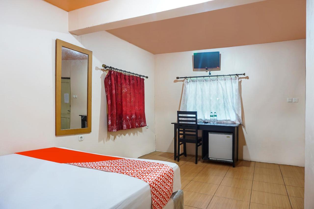 Oyo 90923 Makassar Cottage Balangberu Exteriér fotografie